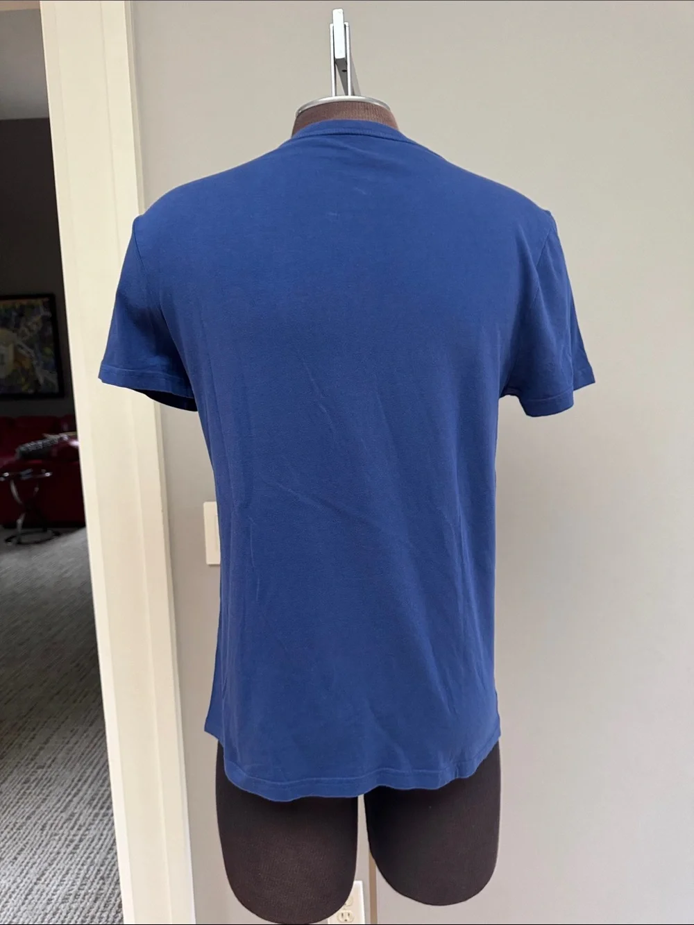 Banana Republic Men’s Blue Henley Pocket T-Shirt Size Large